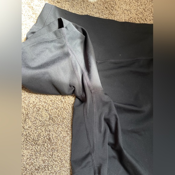 Size small Nike biker shorts - Picture 2 of 5